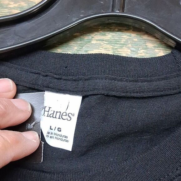 Hawkeyes, Hanes, Size Large, Short Sleeve Shirt - Picture 4 of 5